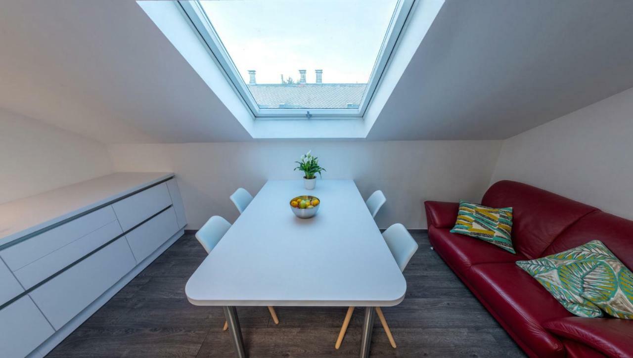 Ferienwohnung Skyview Studio Stp St. Pölten Exterior foto