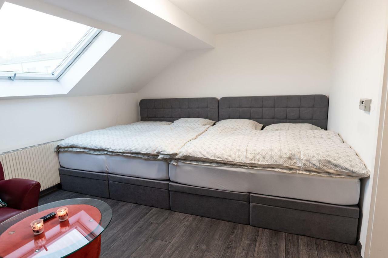 Ferienwohnung Skyview Studio Stp St. Pölten Exterior foto
