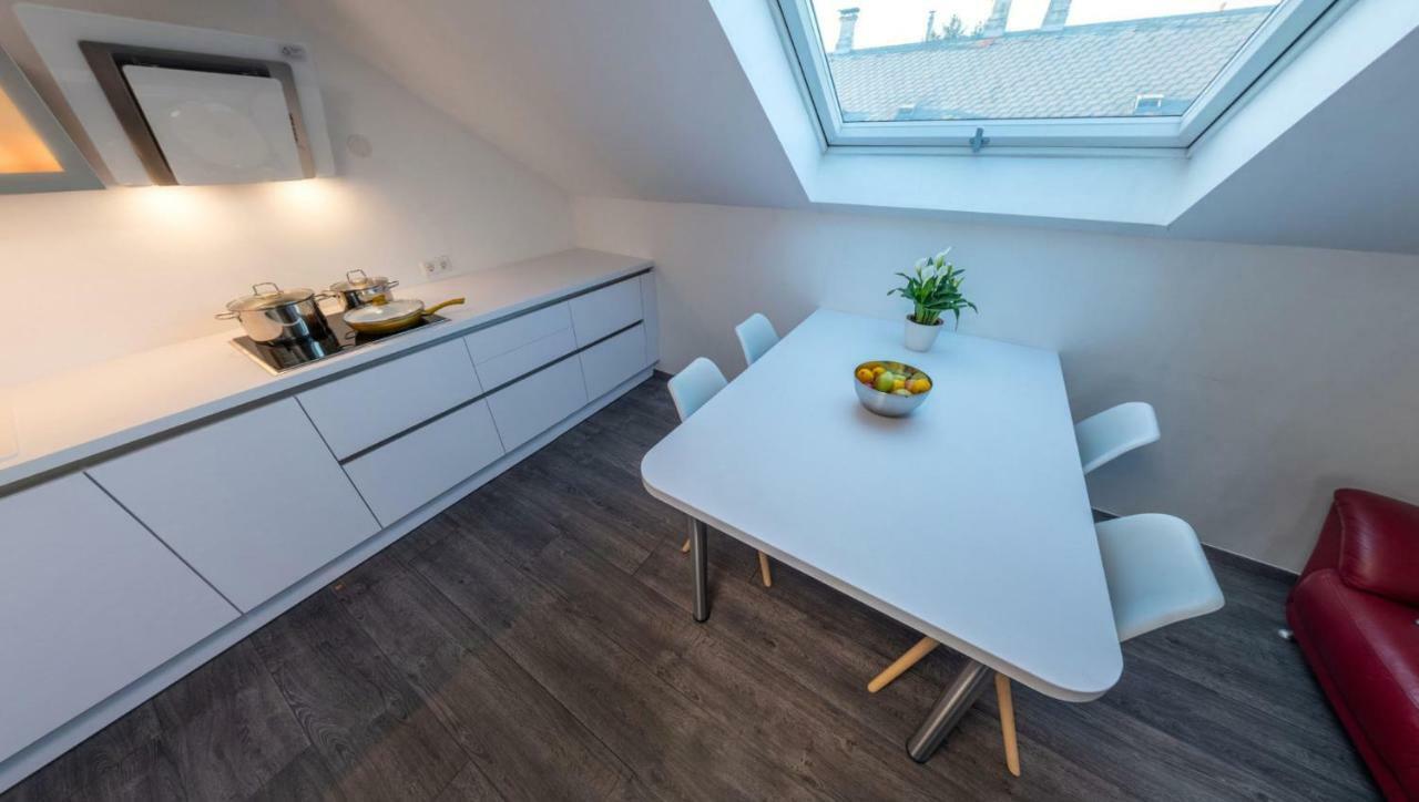 Ferienwohnung Skyview Studio Stp St. Pölten Exterior foto